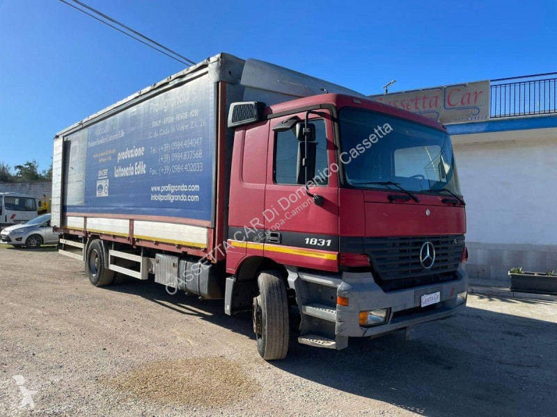 Camion Mercedes 1831 CENTINATO COPRI E SCOPRI