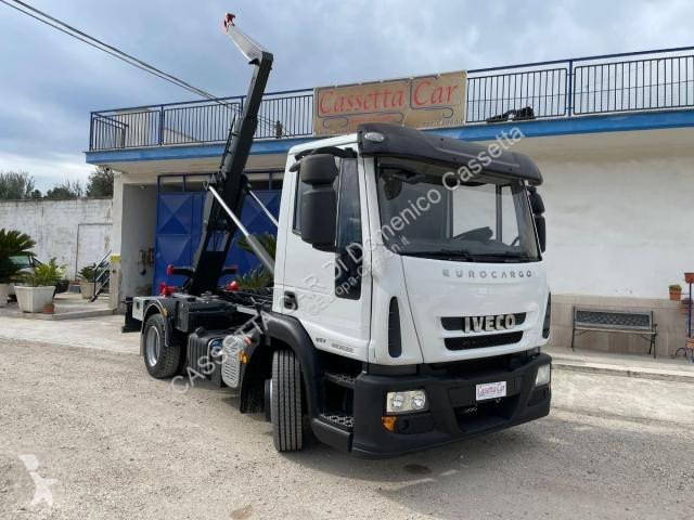 Kamion Iveco EUROCARGO120E22 SCARRABILE NUOVO...