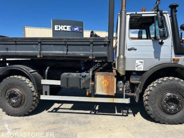 Camion benne Mercedes