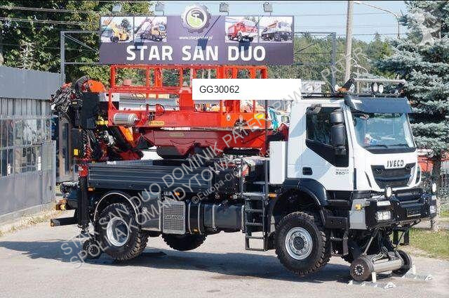 Camion Iveco TRAKER 4x4 RAIL ROAD PALFINGER...