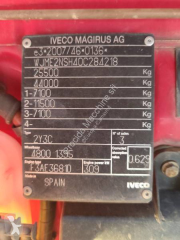 شاحنة حاملة آليات Iveco