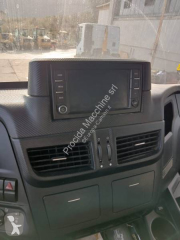 شاحنة حاملة آليات Iveco
