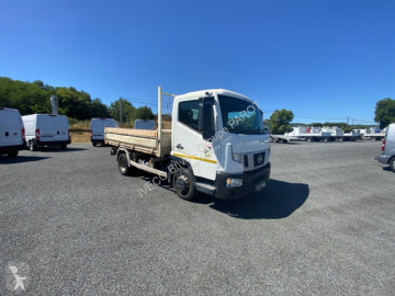 Camion benne Nissan