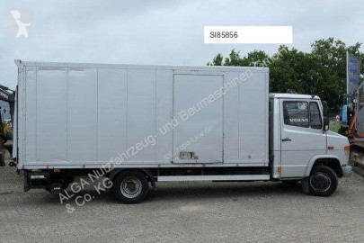 Camion Mercedes Vario 615 D AHK, LBW, 5.070mm lang, 3. Sitz