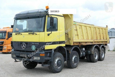 Camion benne Mercedes