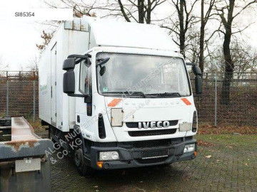 Camion fourgon Iveco