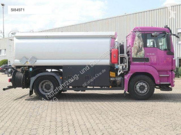 Camion citerne MAN