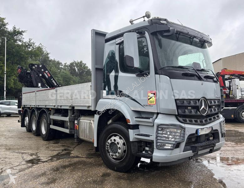 Camion Mercedes 8x4 AVEC GRUE HIABX-325HIPRO...