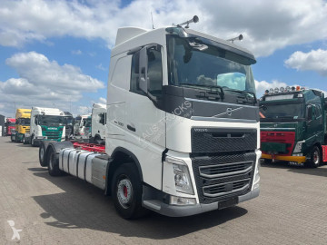 Camion châssis Volvo