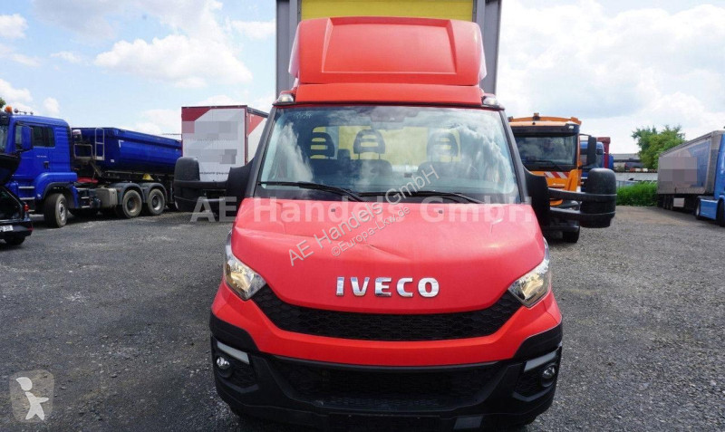 Trækker med sættevogn Iveco 65