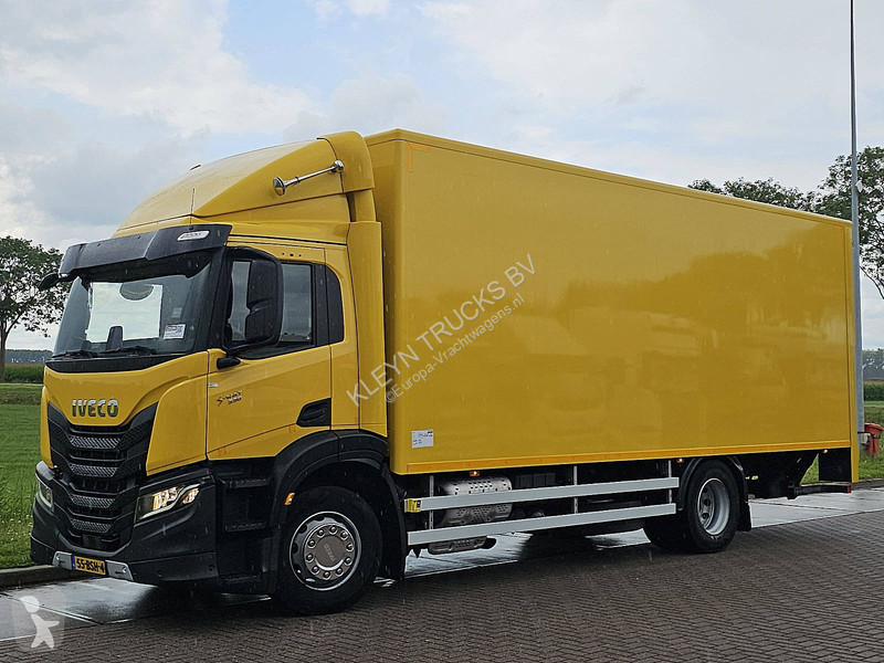 Camion Iveco AD190S33 2T TAILLIFT AIRCO