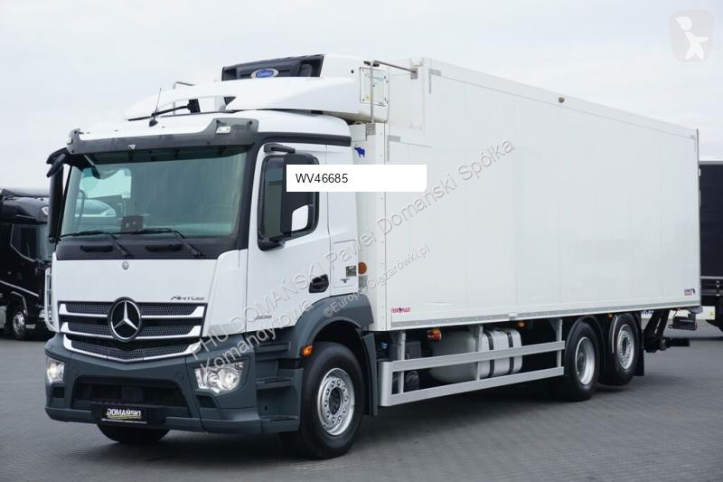 Camion Mercedes ANTOS / / EURO 6 / CHŁODNIA +...