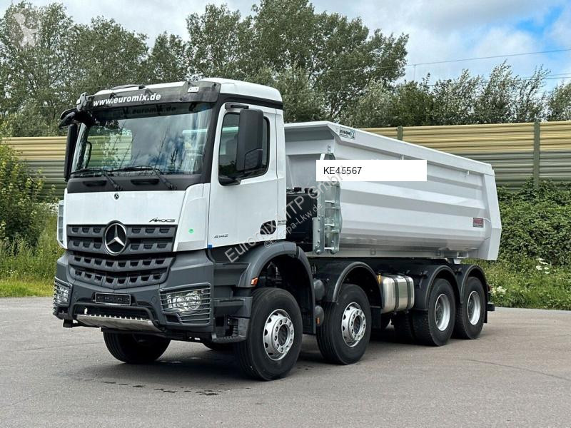 Kamion Mercedes 4142 8X4 Mulden- Kipper -...