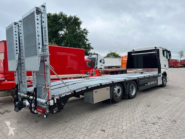 Camion MAN Baumaschinen-...