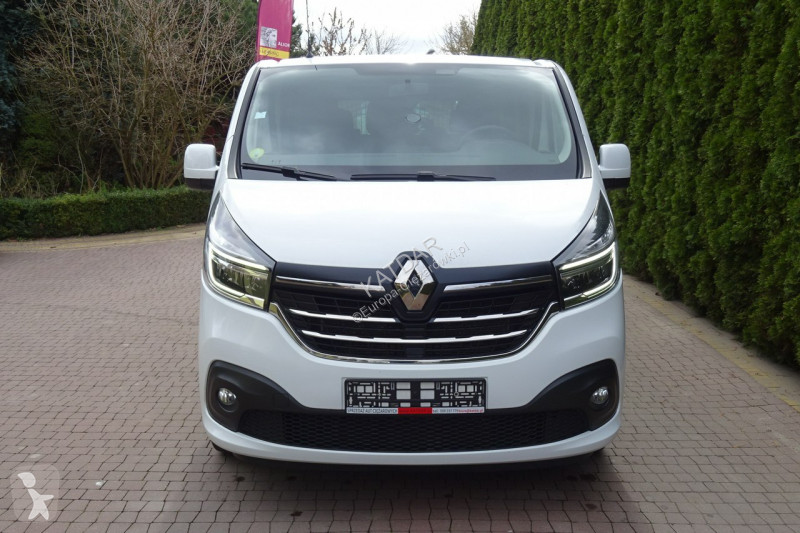 Véhicule utilitaire Renault TRAFIC L2H1 2.0dci...