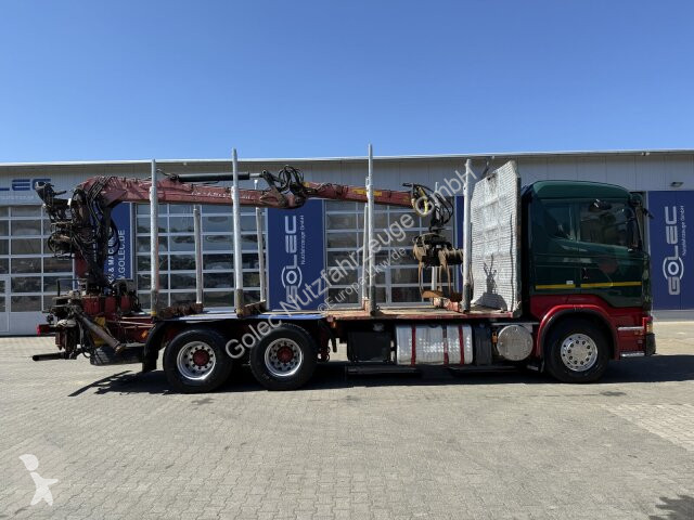 شاحنة Scania R560 6x4 Holztransport Kran...