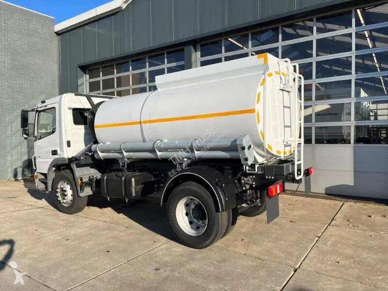 Camión Mercedes 1418 4x2 Fuel Tank Truck