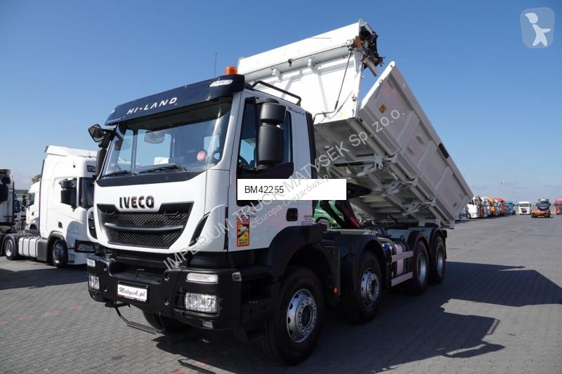 Kamion Iveco TRAKKER