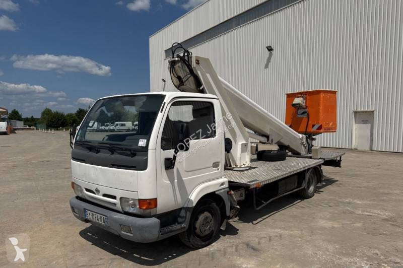 Furgoneta Nissan
