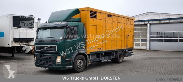 Lastbil Volvo FM 260 mit KABA 2 Stock Vollalu...