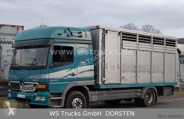 Camion Mercedes 1223 1 Stock Hohe Gitter...