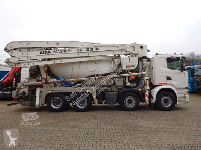 Camión Scania PUMI CIFA 32 Meter 4 Knick.