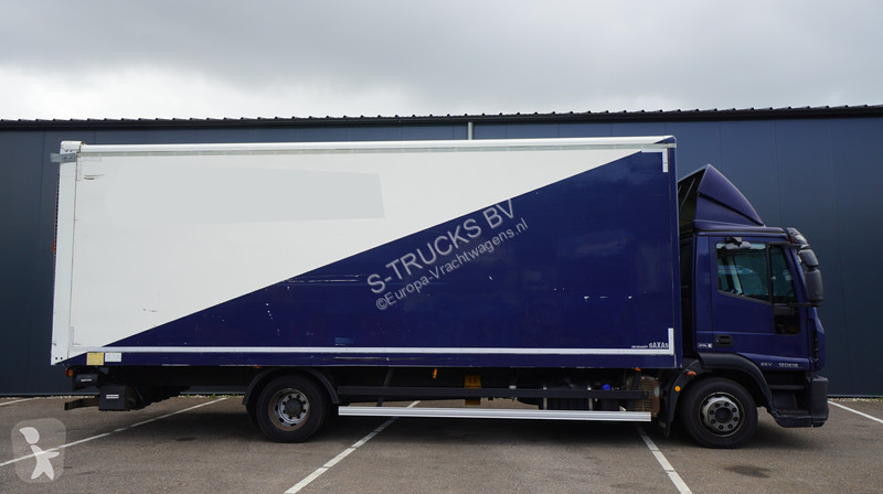 Vrachtwagen Iveco ML120E18 CLOSED BOX 187.000KM