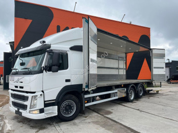 Camión furgón Volvo