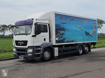 Camion fourgon MAN