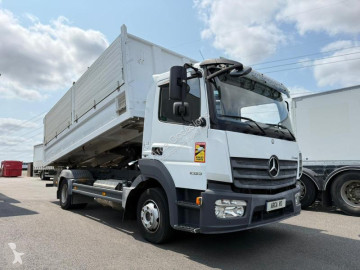 Camion benne Mercedes