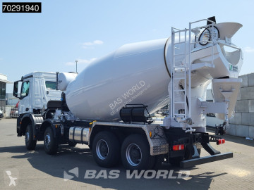 Camion béton toupie / Malaxeur Mercedes neuf