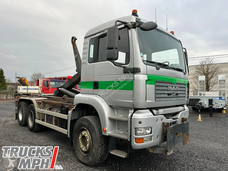 Camion MAN 33.430 33.430 lève container AJK