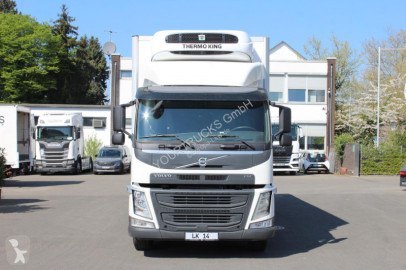 Camion frigo Volvo