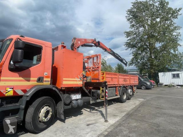 Camion plateau ridelles Renault