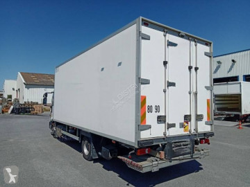Camion frigo multi température Iveco
