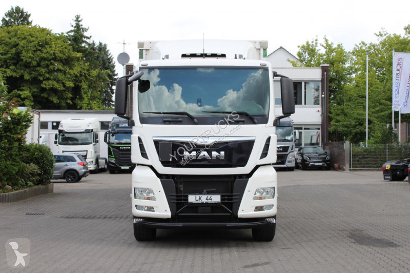 Camion remorque MAN TGX Plane Stapleraufnahme...