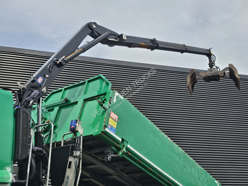 Lastbil Tatra T158/II 6X6 / HMF Z CRANE + 2...