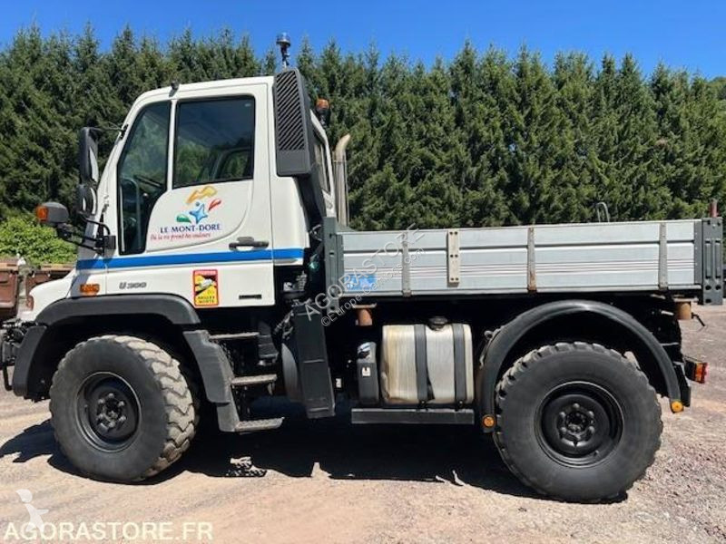 Camion Mercedes UNIMOG