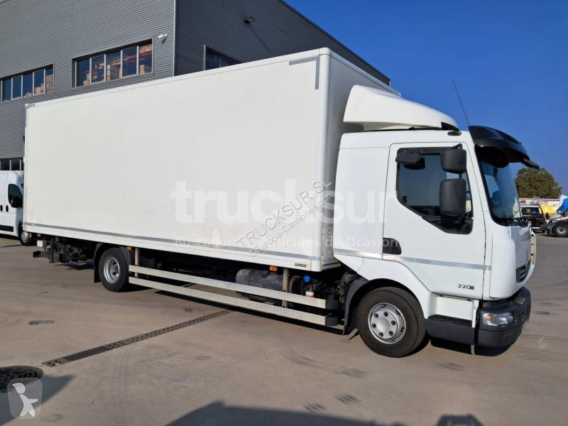 شاحنة Renault  MIDLUM 12TN