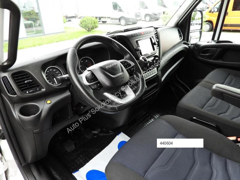 Véhicule utilitaire Iveco DAILY 35S18 PLANDEKA...