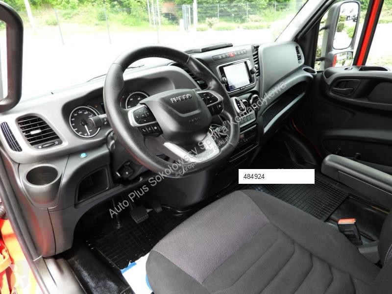 Véhicule utilitaire Iveco DAILY 35S21 PLANDEKA...
