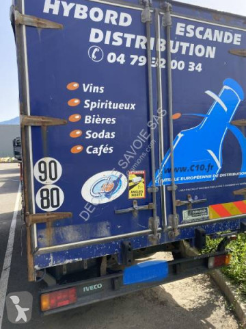 Camión tautliner (lonas correderas) Iveco