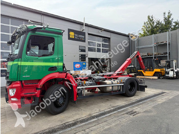 Kamion Mercedes Mercedes-Benz 1836/10,7L/Hiab...