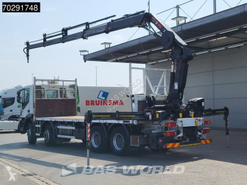Camion grue Iveco
