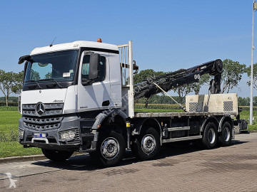 Camion grue Mercedes