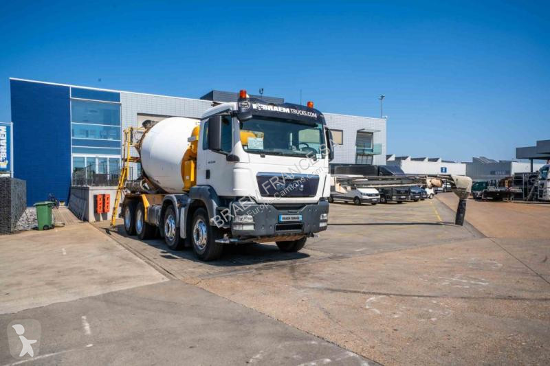 Camion MAN 32.360 BB+LIEBHERR+TAPIS THEAM TS 13m