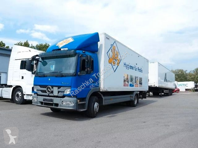 Kamion Mercedes 1224 Koffer*Schaltgetriebe*