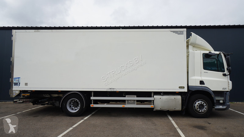 Camión DAF 290 FRIGO WITH CARRIER