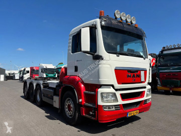 Camion porte containers MAN