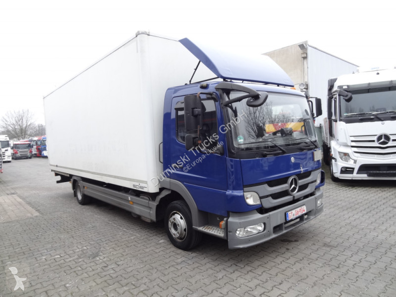 Kamion Mercedes 822